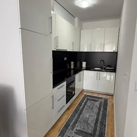 Daire Daky 3 Near Airport,tram And Center Saraybosna